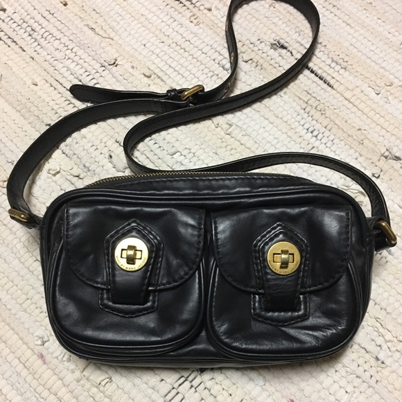 Marc By Marc Jacobs Handbags - Marc By Marc Jacobs Turn Lock Crossbody